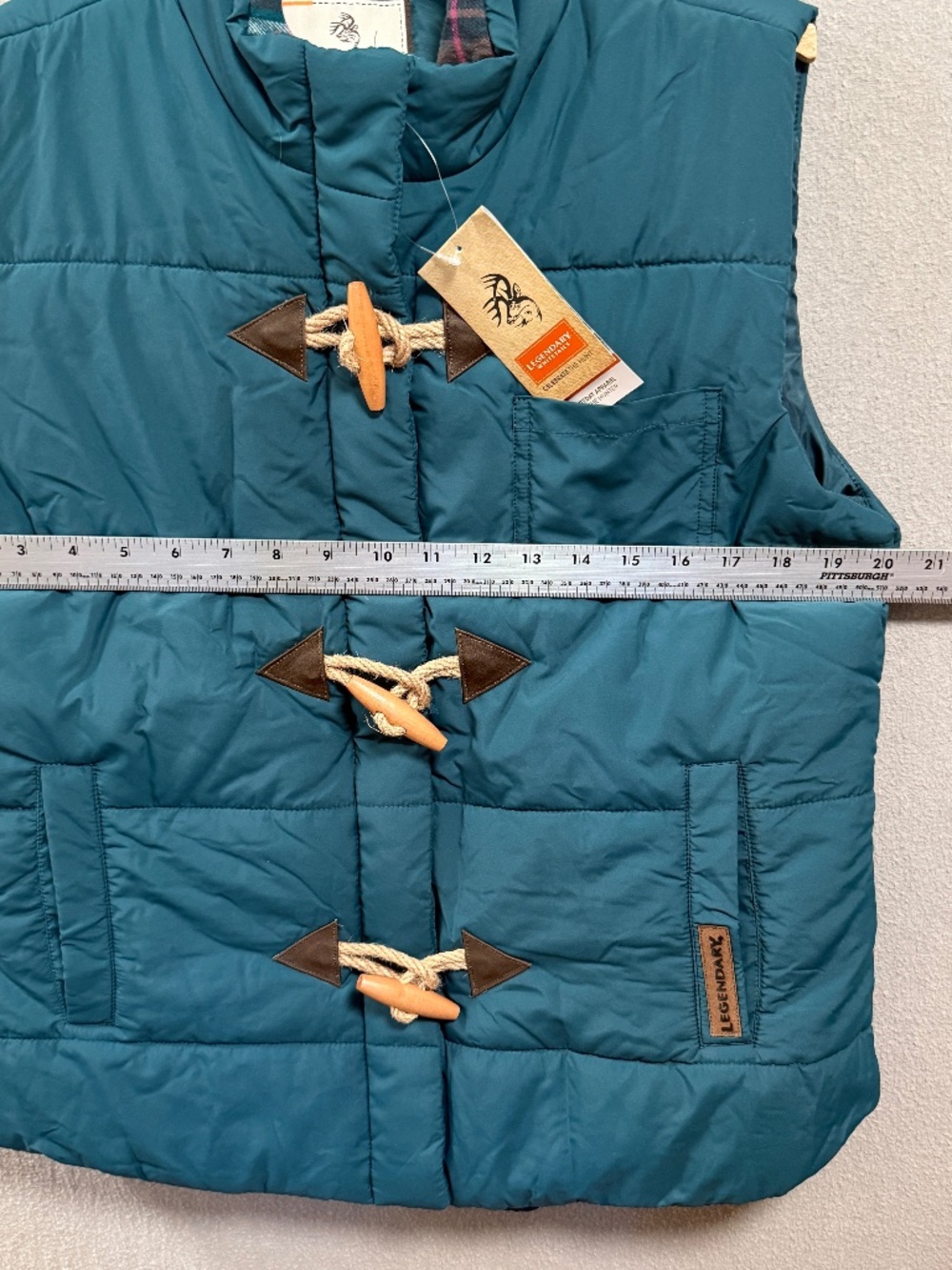 Legendary Whitetails Quilted Toggle Puffer Vest Teal Blue Gorpcore NWT Women  L - Picture 3 of 9